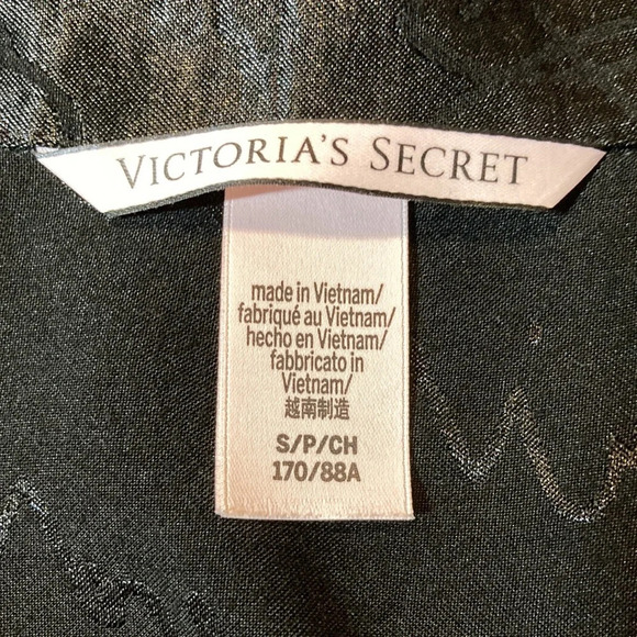 NWOT Victoria’s Secret Black Signature Sleep Romper S - Picture 8 of 16